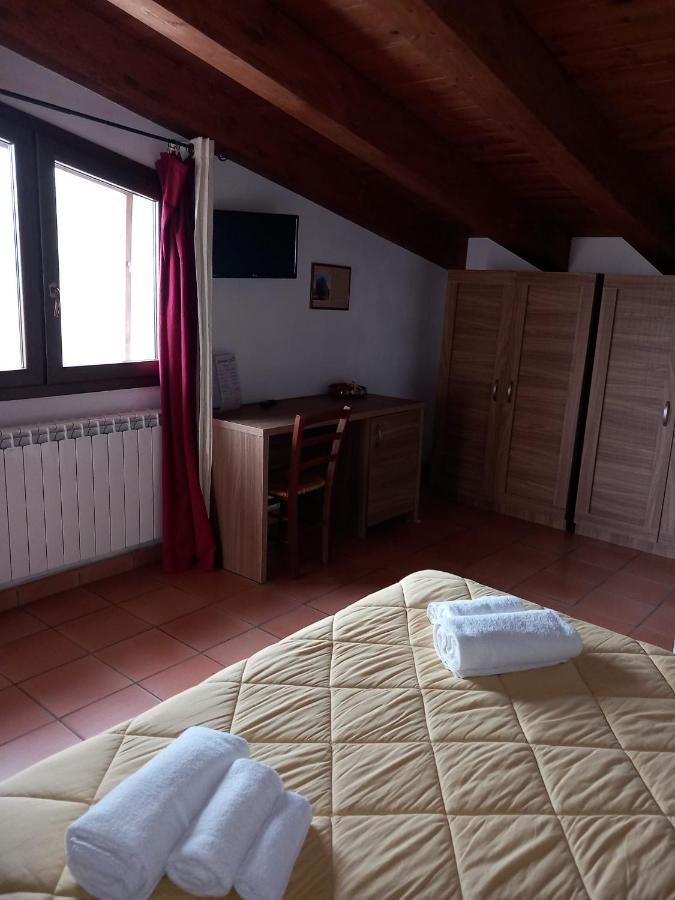 Agriturismo L'Ulivo ปาดูลา ภายนอก รูปภาพ