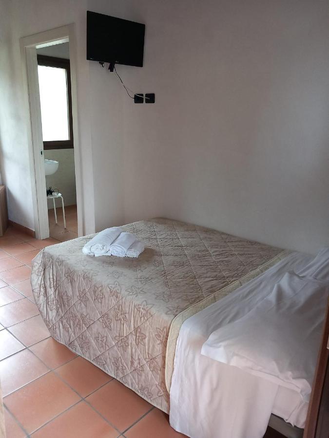 Agriturismo L'Ulivo ปาดูลา ภายนอก รูปภาพ