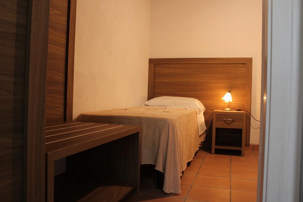 Agriturismo L'Ulivo ปาดูลา ภายนอก รูปภาพ