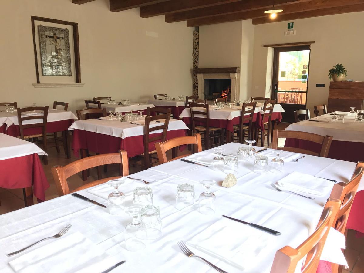 Agriturismo L'Ulivo ปาดูลา ภายนอก รูปภาพ